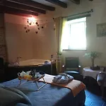 Bed & Breakfast La Closerie De La Herissiere