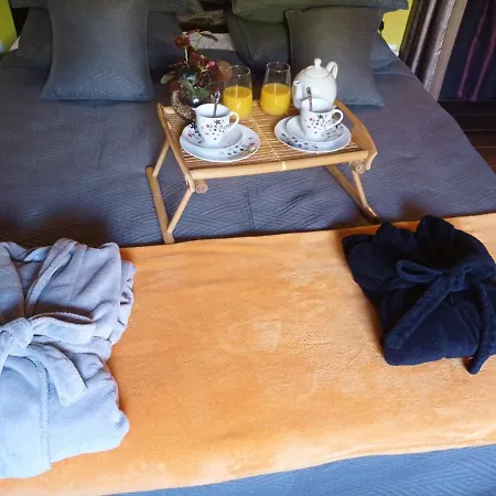 فندق مبيت وإفطار La Closerie De La Herissiere لا جيل ايفون